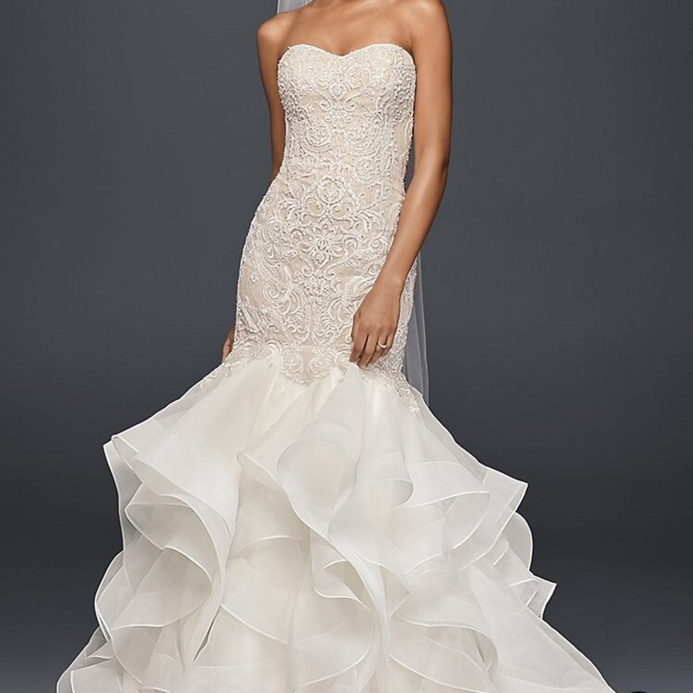 David’s bridal wedding dress